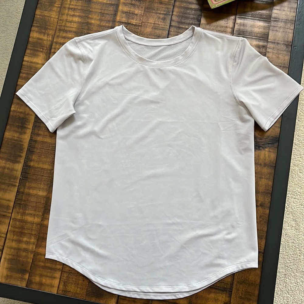 Lululemon High Neck Run and Train Tee NWOT
